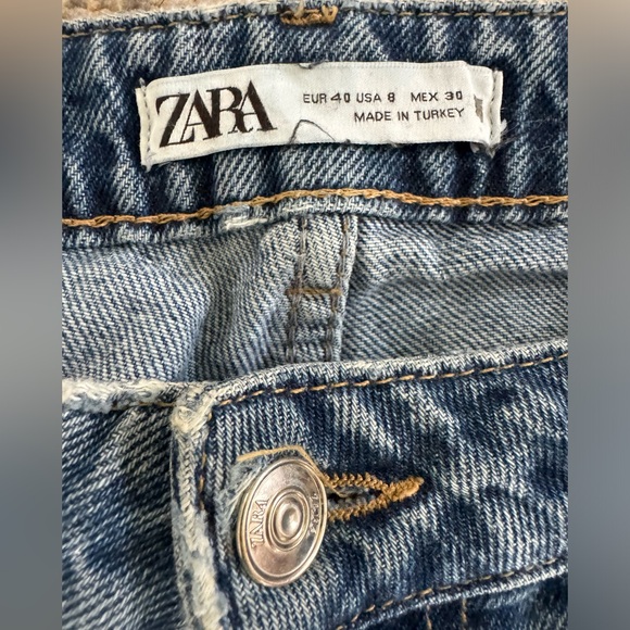 Zara high-rise straight leg jeans in mid blue - Picture 2 of 3